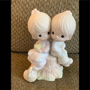 𝅺precious Moments “Love One Another” circa 1979